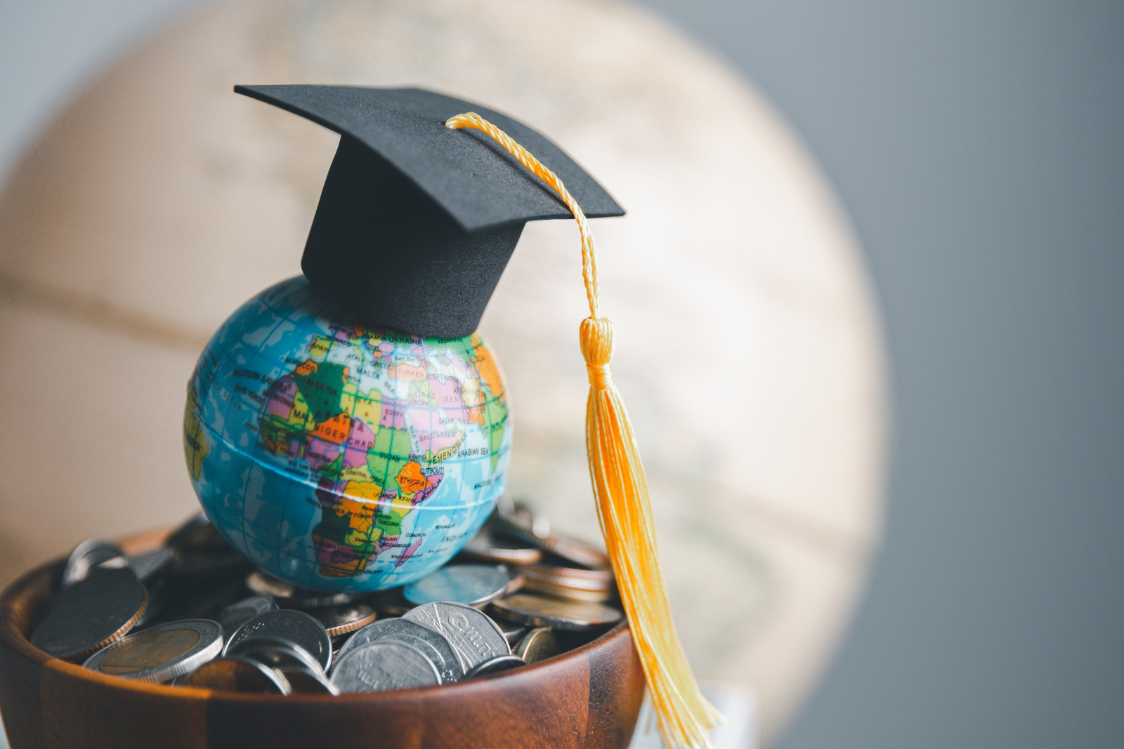 Chênh lệch chi phí giữa các thành phố lớn và thành phố vừa, nhỏ có thể lên tới 200–300 Euro mỗi tháng