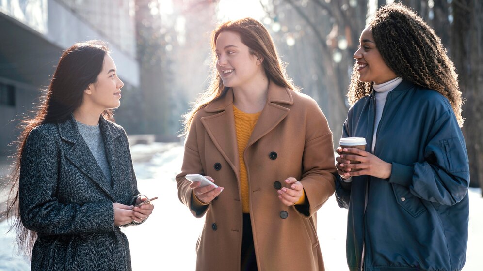 Nhiều người mới học tiếng Đức thường ngại ngùng, sợ bị đánh giá nên không dám hỏi lại khi nghe không rõ.