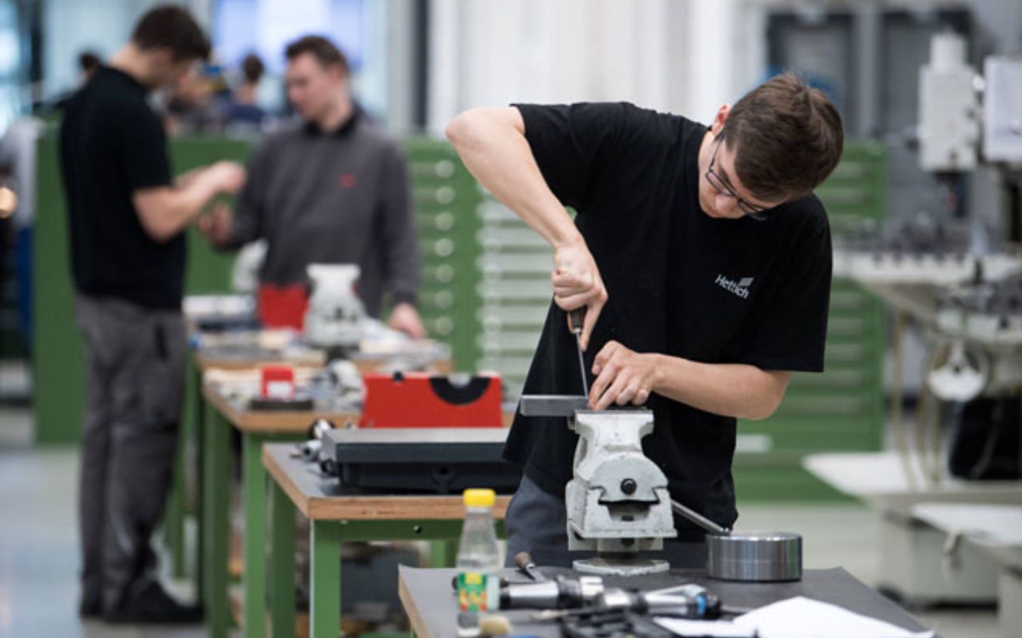 5 NGÀNH DU HỌC NGHỀ ĐỨC HOT NHẤT 2025