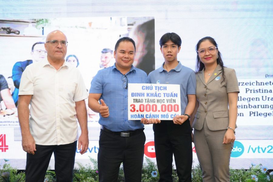 Khai giảng khóa Đức ngữ 23E12