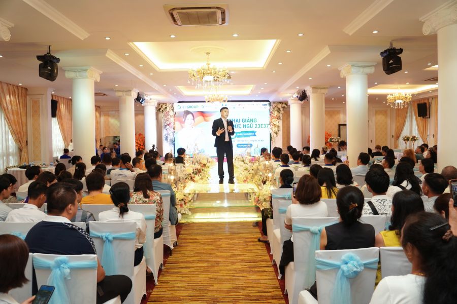 khai giảng khóa tiếng đức 23e37