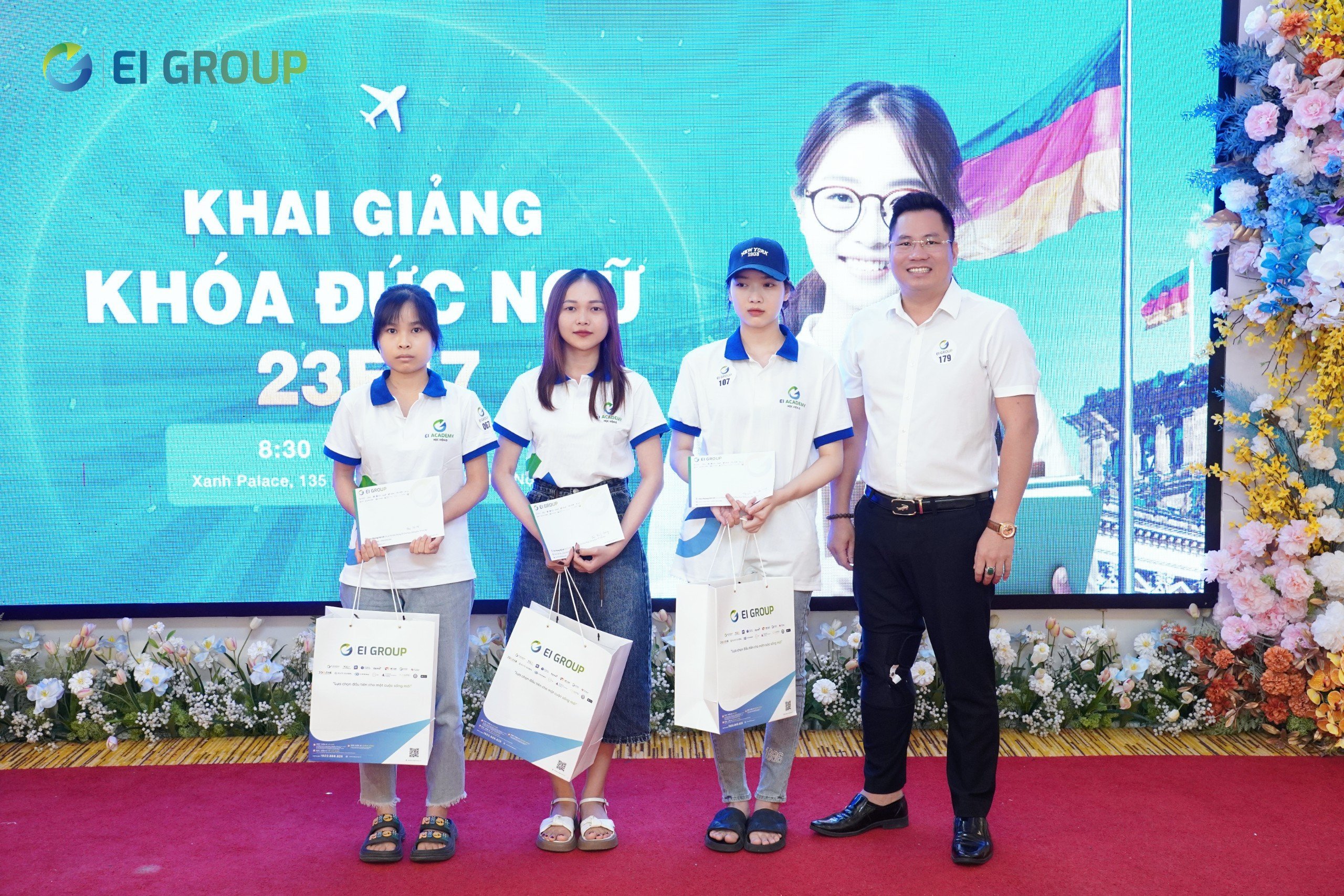 LỄ KHAI GIẢNG 23E47