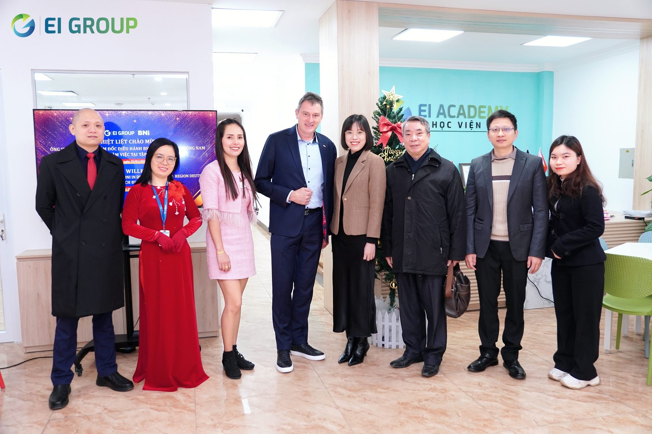 DẤU ẤN ĐẶC BIỆT TẠI BUỔI LÀM VIỆC CỦA EI GROUP VỚI QUÝ ĐỐI TÁC CHLB ĐỨC VÀ ĐÀI LOAN