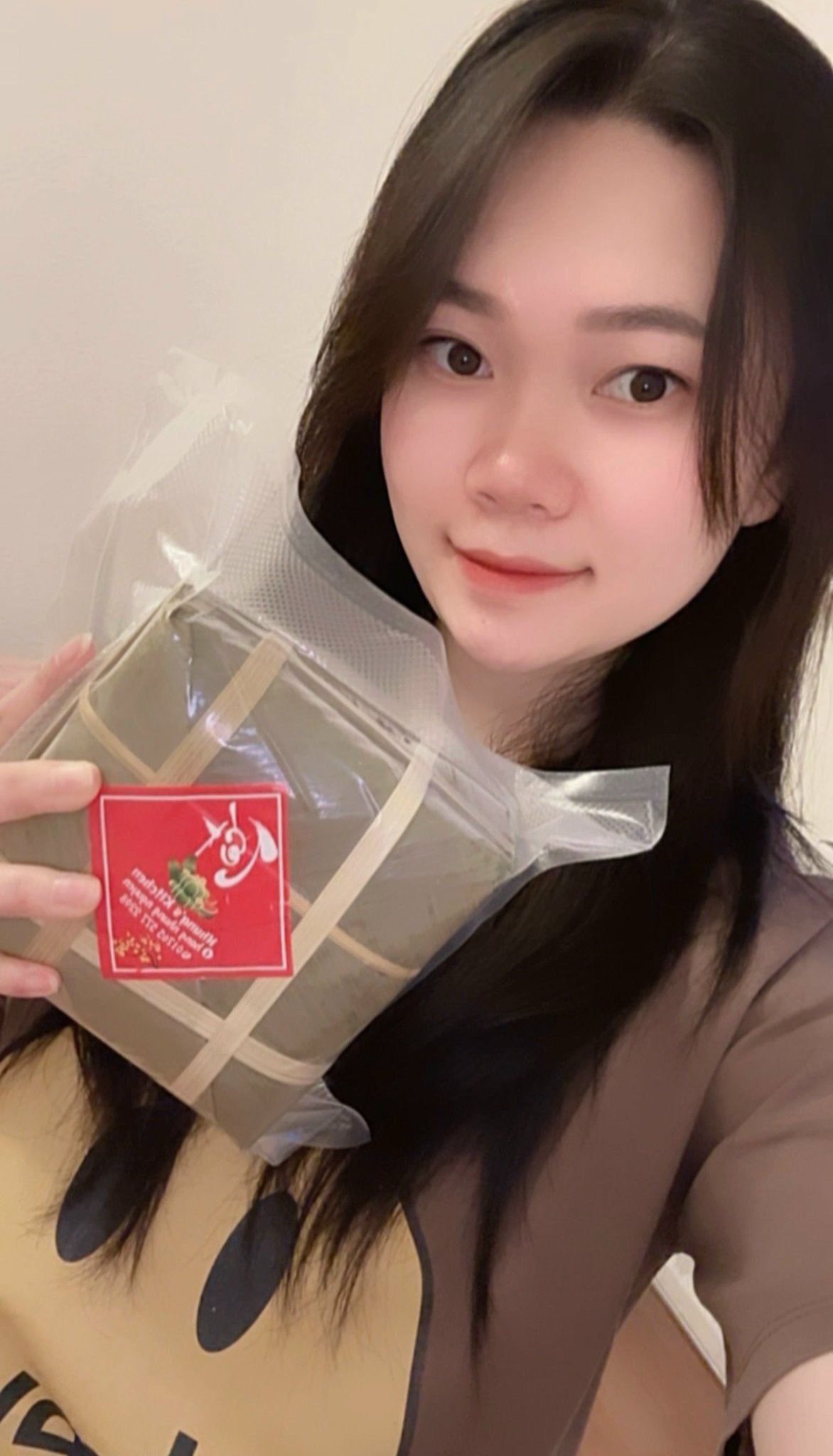 ẤM ÁP CHƯƠNG TRÌNH "BÁNH CHƯNG XANH - TẾT VUI ĐOÀN VIÊN " CÙNG EI GROUP