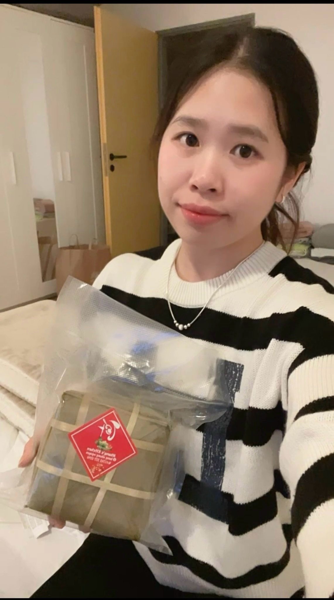 ẤM ÁP CHƯƠNG TRÌNH "BÁNH CHƯNG XANH - TẾT VUI ĐOÀN VIÊN " CÙNG EI GROUP