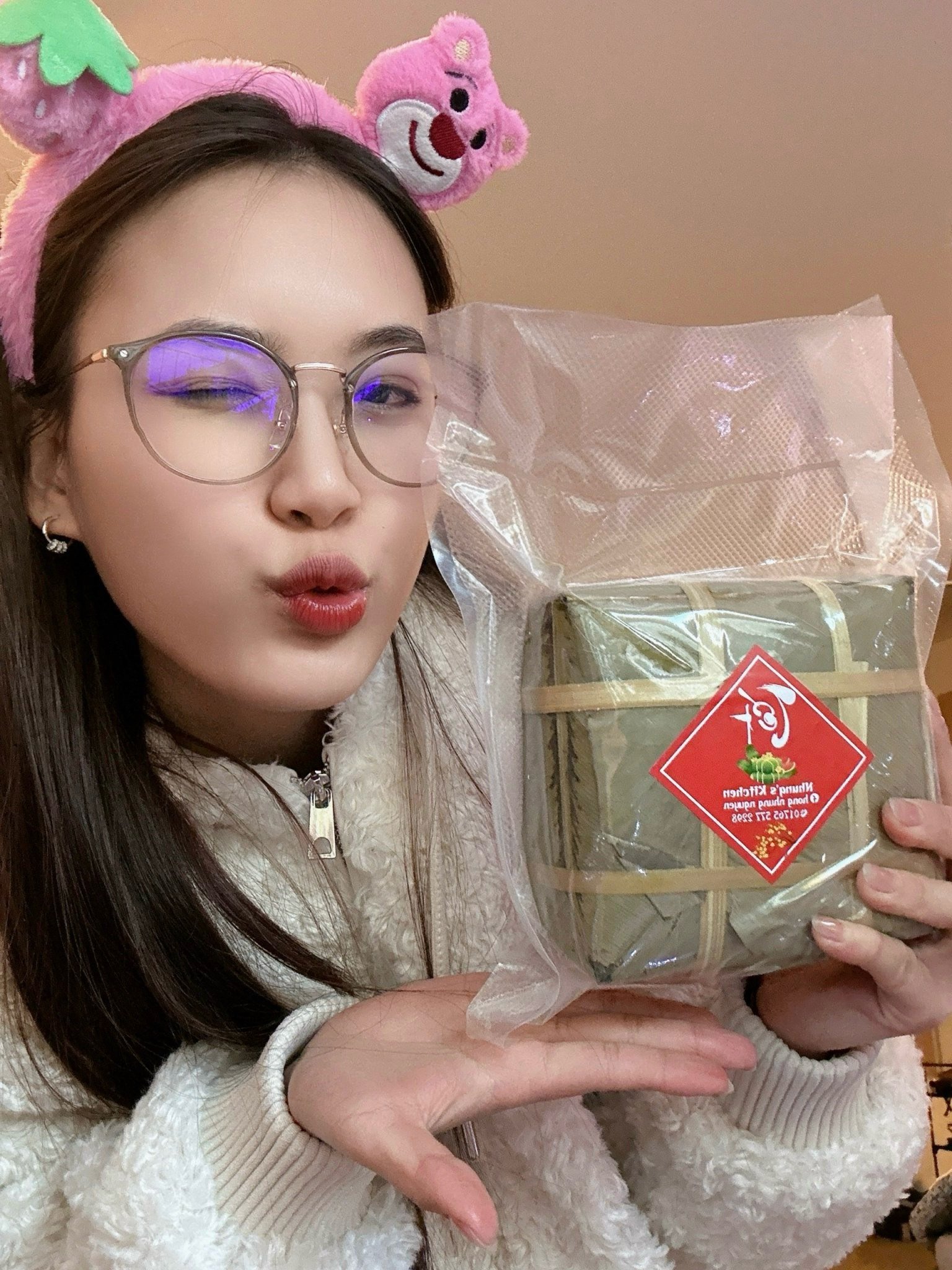 ẤM ÁP CHƯƠNG TRÌNH "BÁNH CHƯNG XANH - TẾT VUI ĐOÀN VIÊN " CÙNG EI GROUP