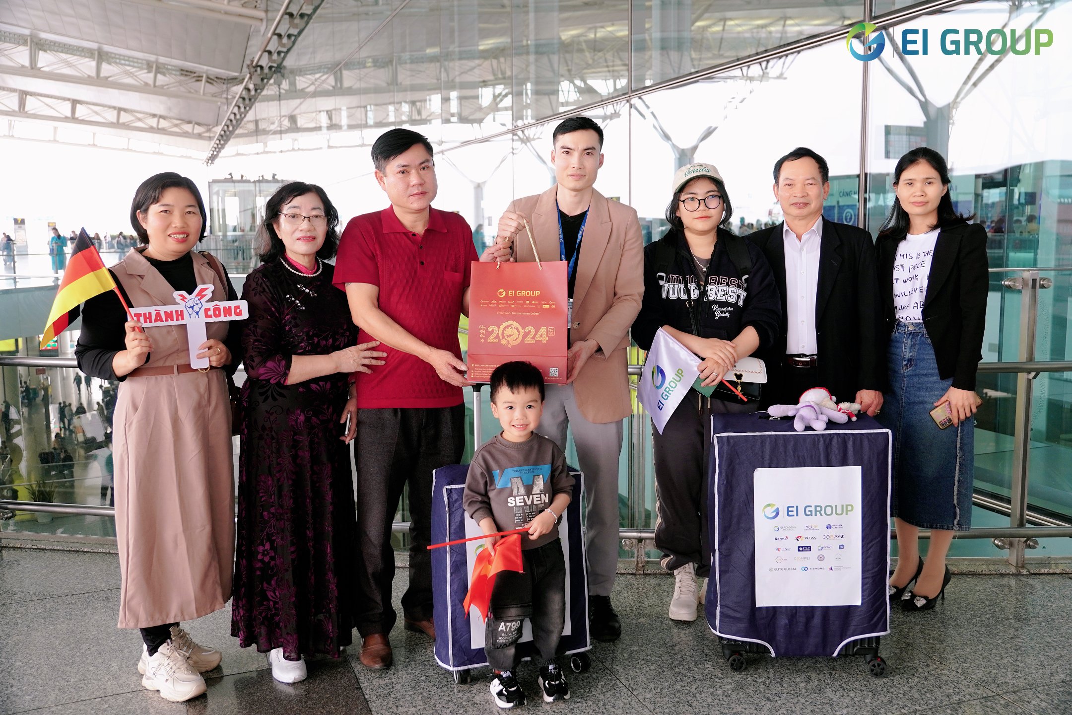 NHẬT KÝ TIỄN BAY HỌC VIÊN EI GROUP CÓ 'HẸN' VỚI CHLB ĐỨC