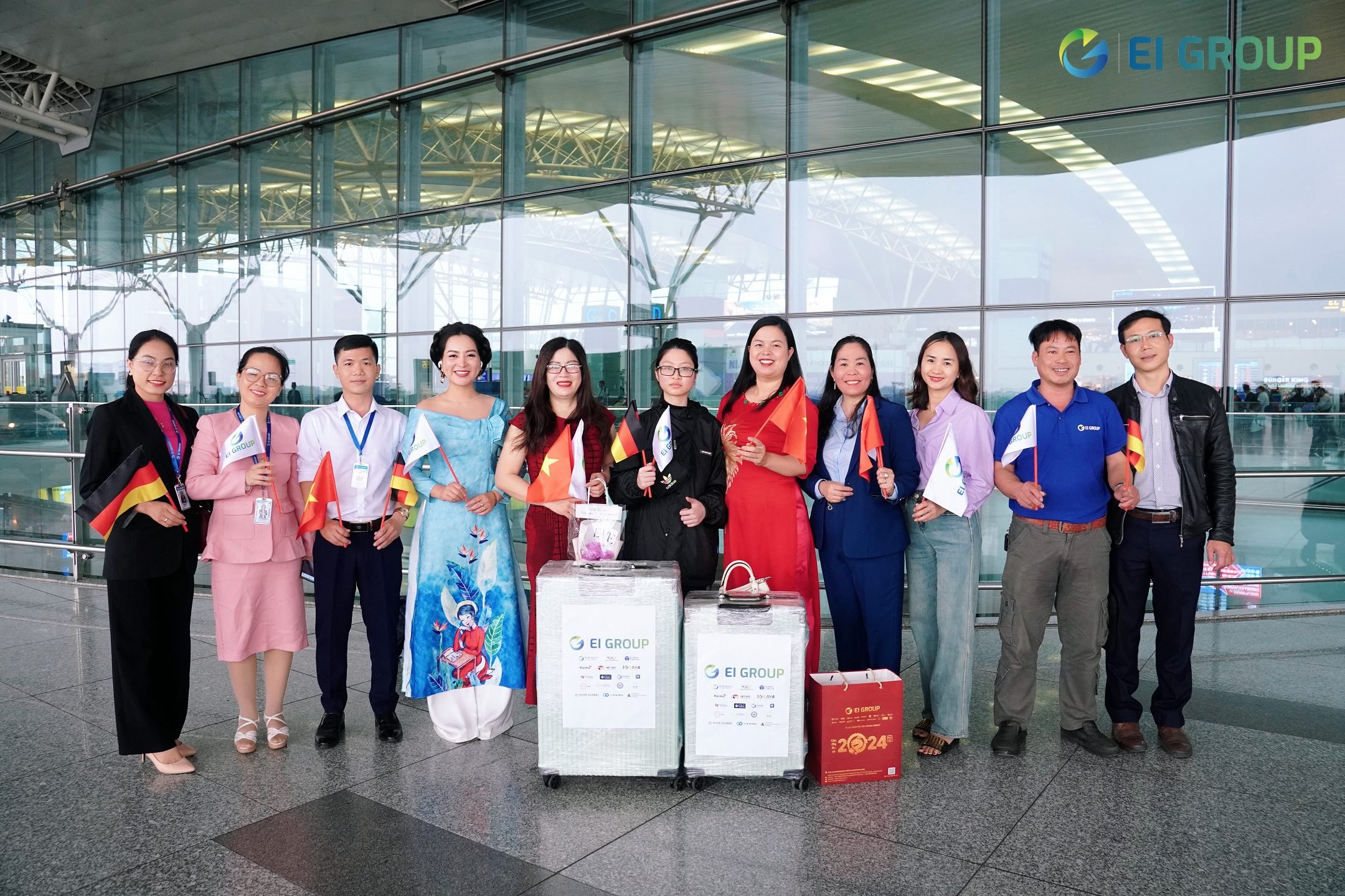 NHẬT KÝ TIỄN BAY HỌC VIÊN EI GROUP GIỮ TRỌN NIỀM TIN, KẾT NỐI THÀNH CÔNG