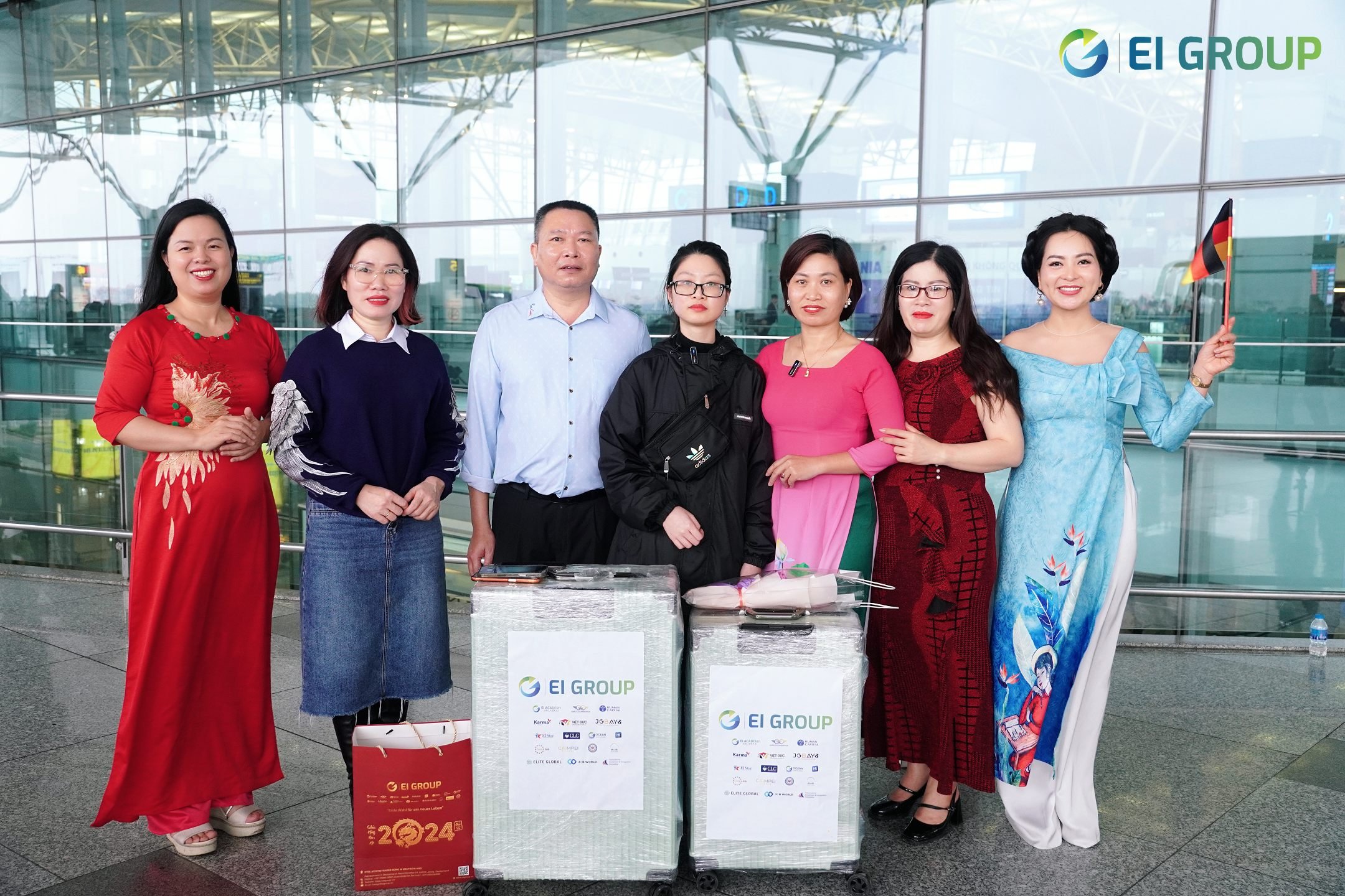 NHẬT KÝ TIỄN BAY HỌC VIÊN EI GROUP GIỮ TRỌN NIỀM TIN, KẾT NỐI THÀNH CÔNG