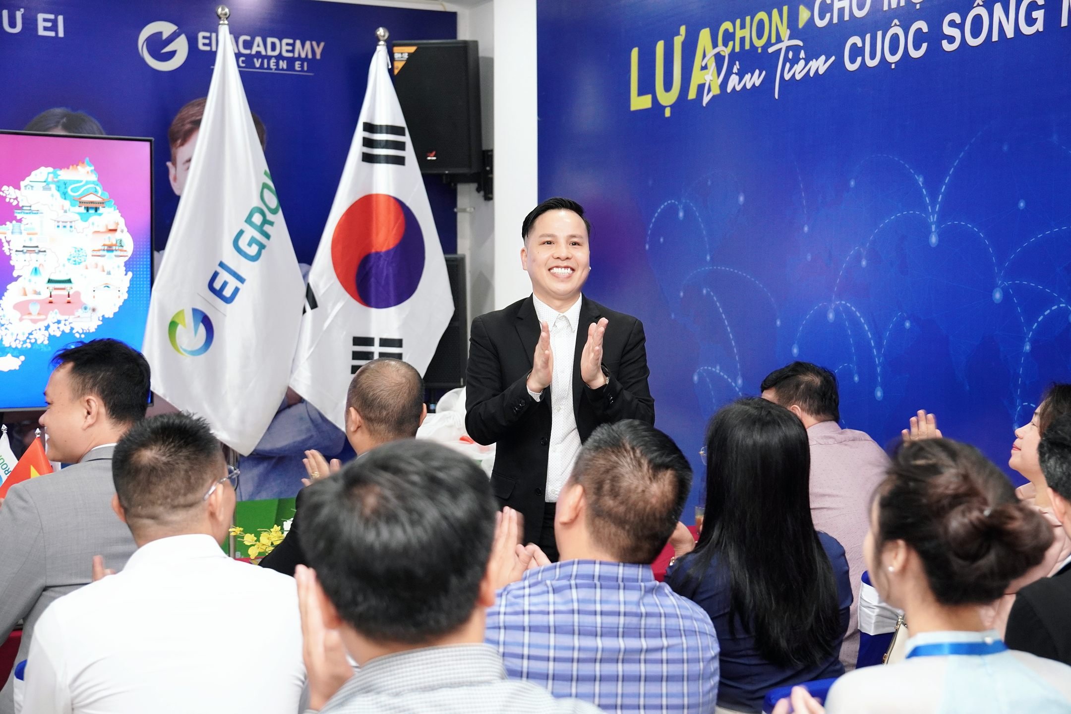 LỄ RA MẮT CHƯƠNG TRÌNH DU HỌC HÀN QUỐC 2024" CỦA EI GROUP