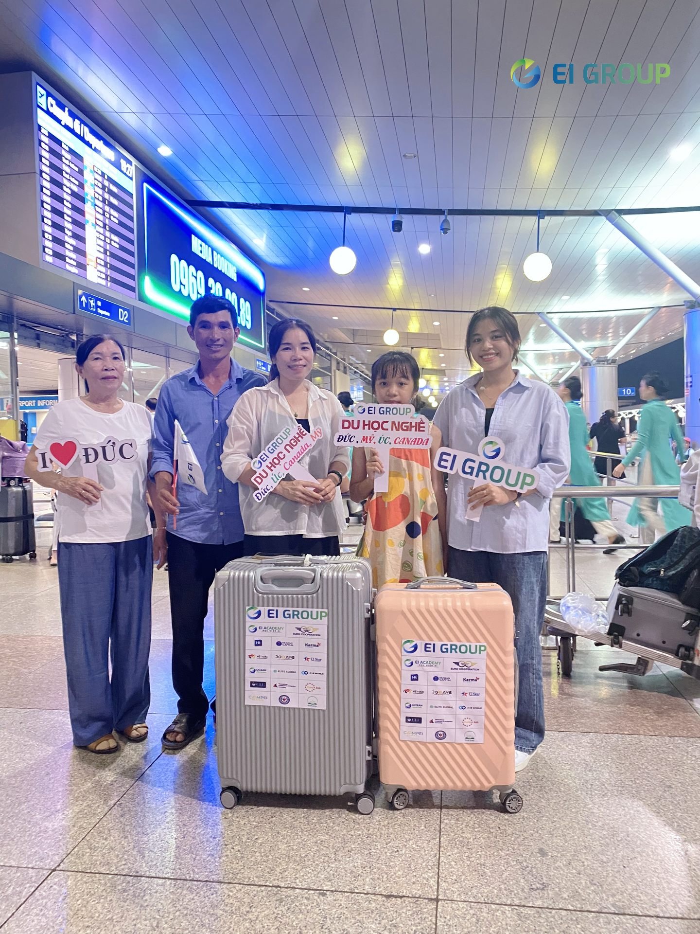 NHẬT KÝ TIỄN BAY: HỌC VIÊN EI TỰ HÀO BƯỚC ĐI, SẴN SÀNG KHÁM PHÁ CHLB ĐỨC