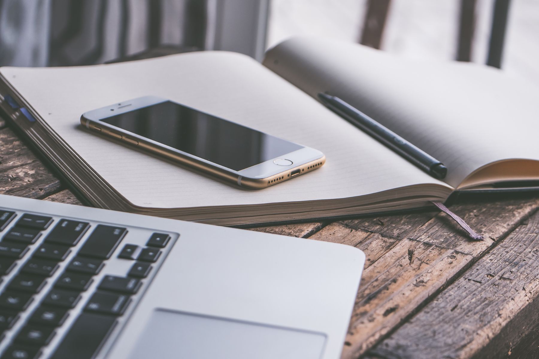 BẬT MÍ 5 APP HỌC IELTS MIỄN PHÍ HIỆU QUẢ NHẤT 