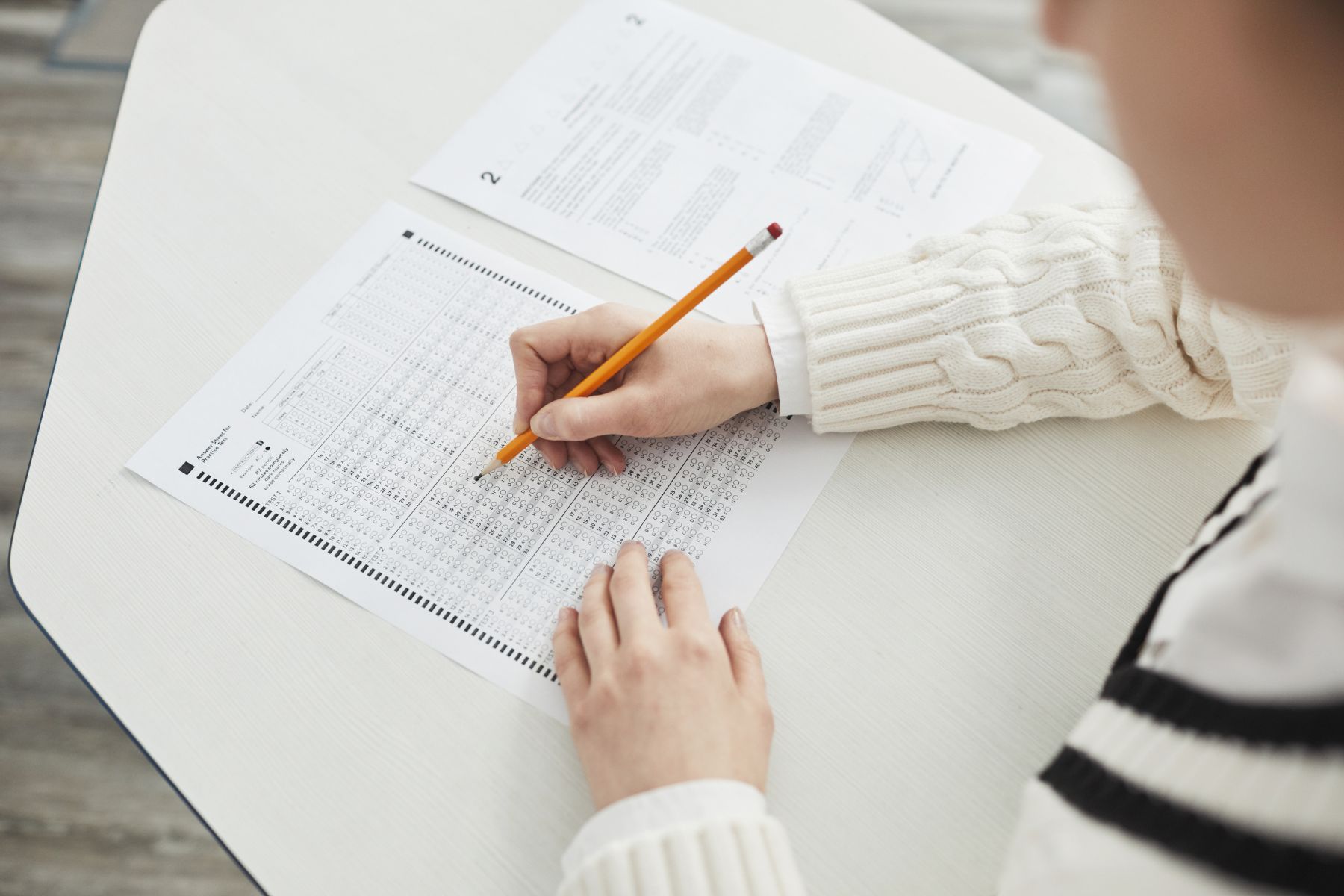 PHÚC KHẢO IELTS - CÓ NÊN KHÔNG VÀ CÁC BƯỚC THỰC HIỆN