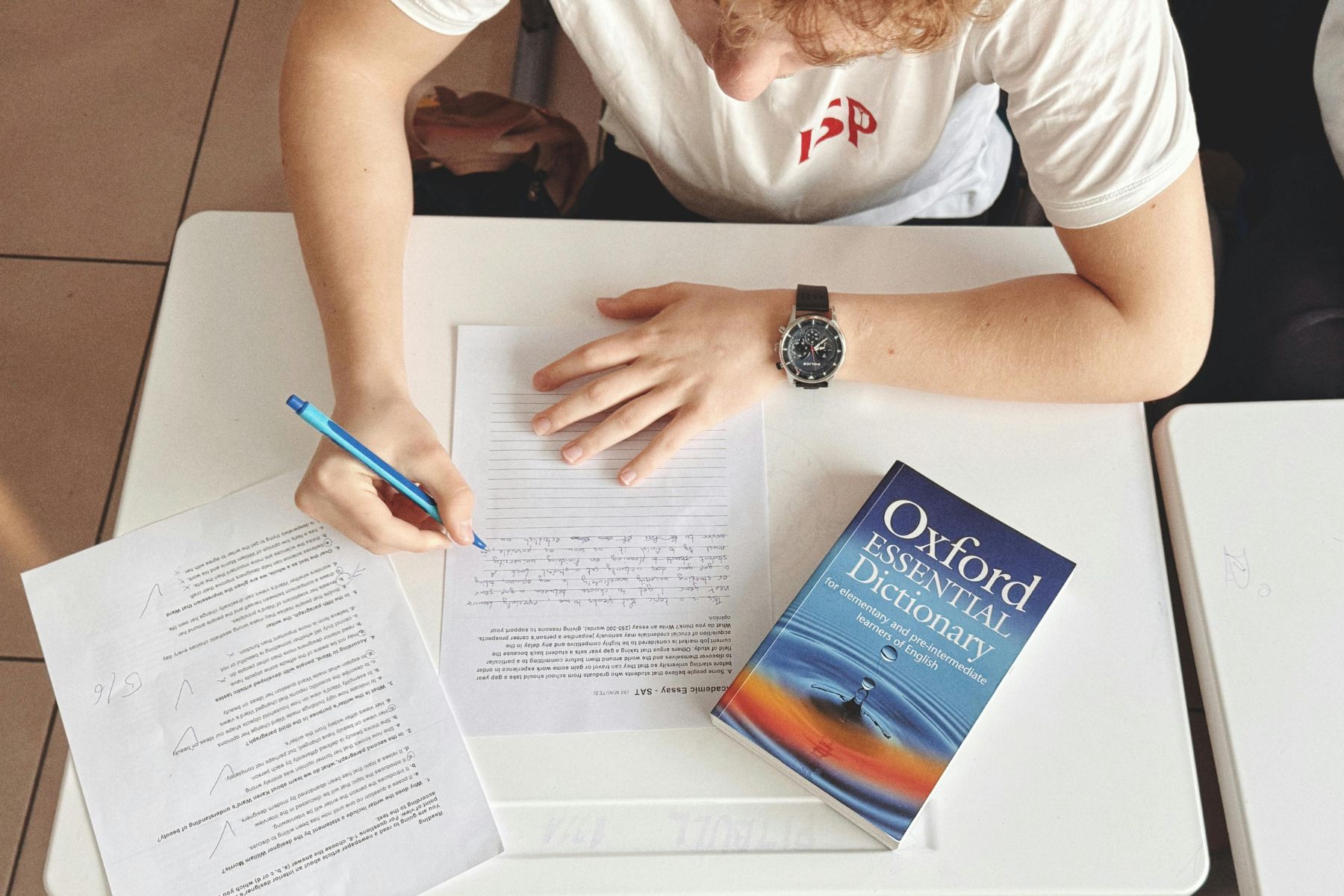 TOP 5 CUỐN SÁCH GIÚP NÂNG CAO VỐN TỪ VỰNG IELTS WRITING 