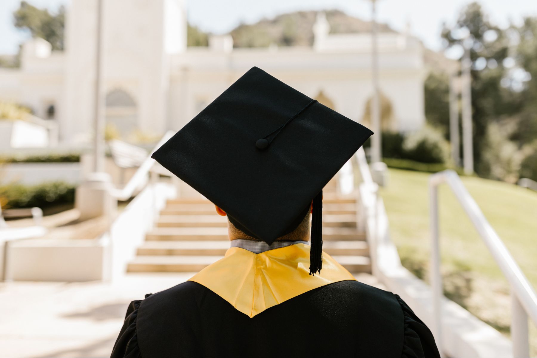 QUÁ TRÌNH XIN HỌC BỔNG VỚI CHỨNG CHỈ IELTS 