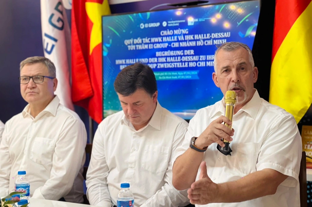 Chuyên gia nghề nghiệp Đức trong buổi giao lưu với học sinh Việt Nam|Theo các chuyên gia