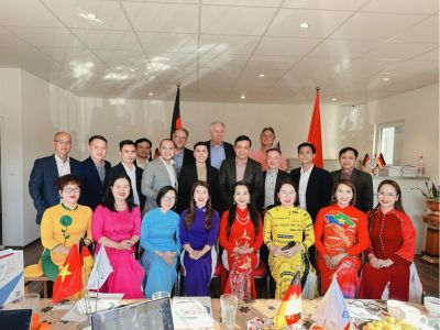 |Tâp Đoàn EI Group khai trương Văn phòng đại diện du học nghề tại Đức|Tâp Đoàn EI Group khai trương Văn phòng đại diện du học nghề tại Đức|Tâp Đoàn EI Group khai trương Văn phòng đại diện du học nghề tại Đức